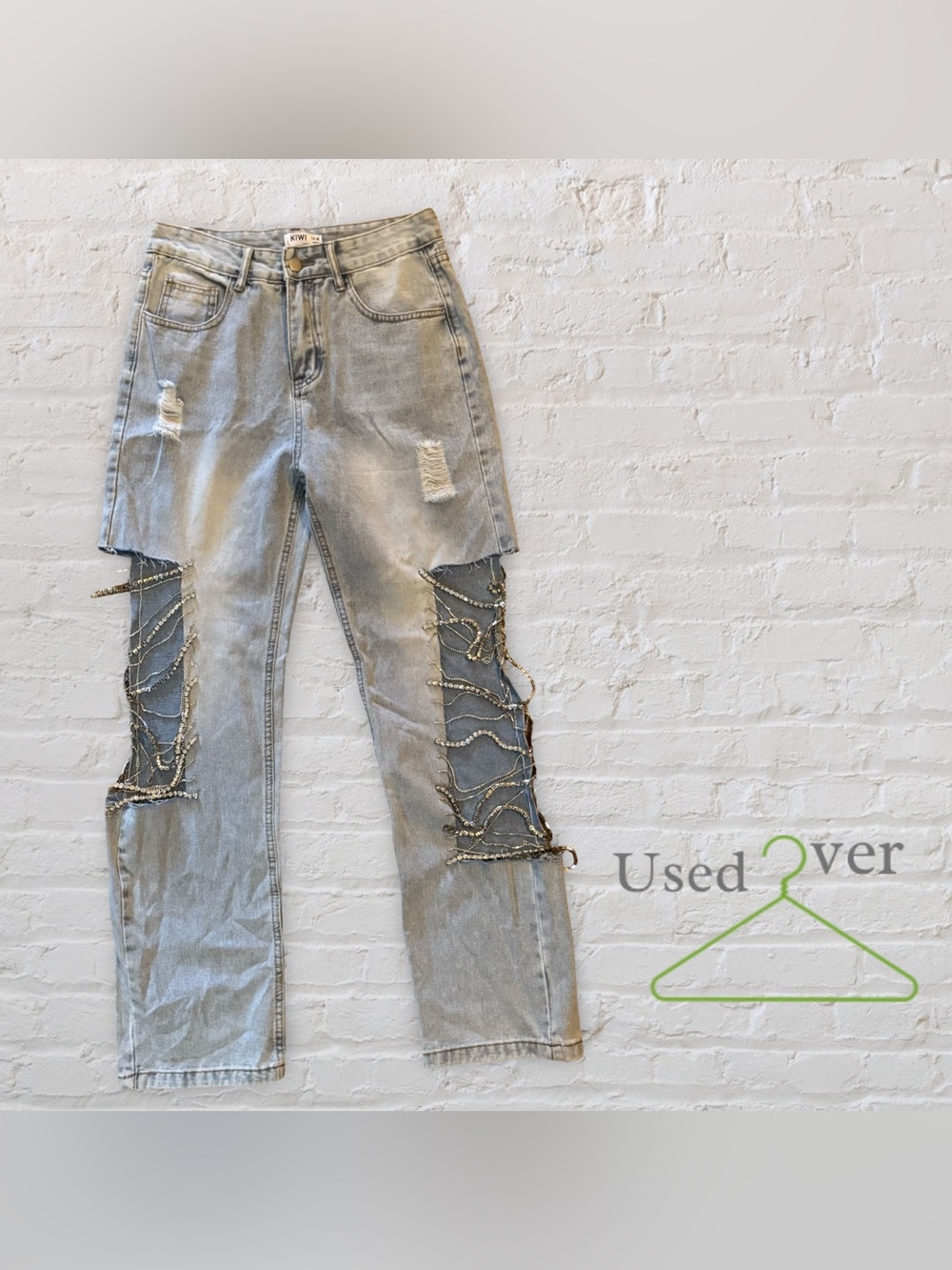 KIWI Size M Light Wash Rhinestone Chain Cutout Distressed Jeans